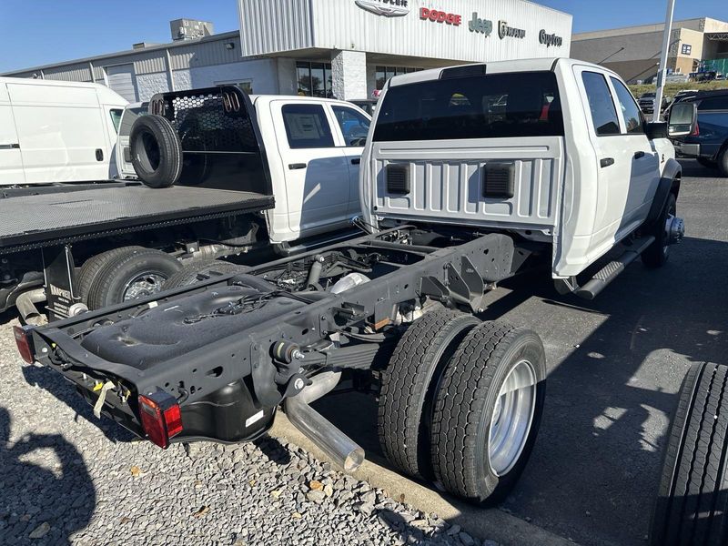 2024 RAM 4500 Tradesman Chassis Crew Cab 4x4 60