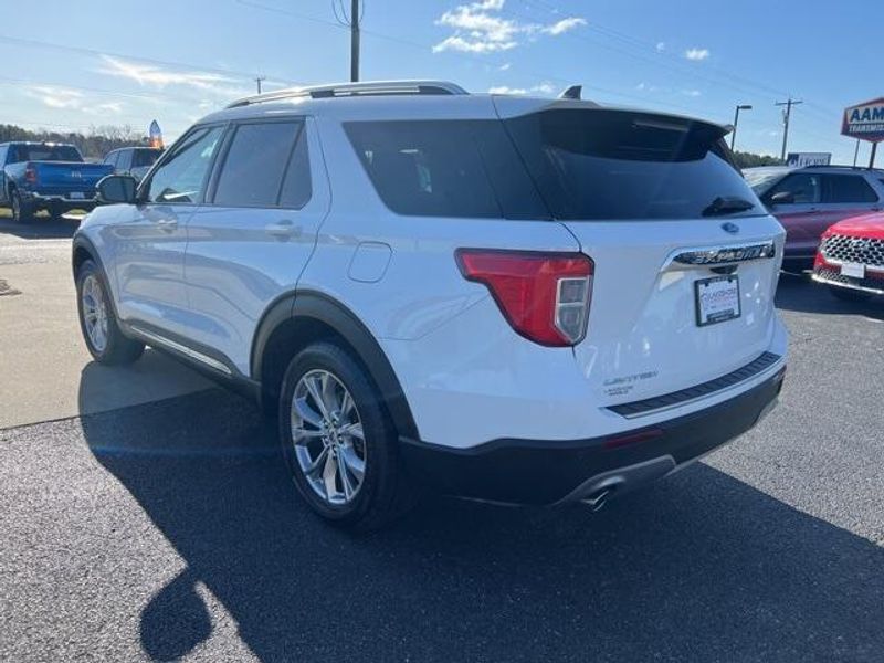 2021 Ford Explorer LimitedImage 5