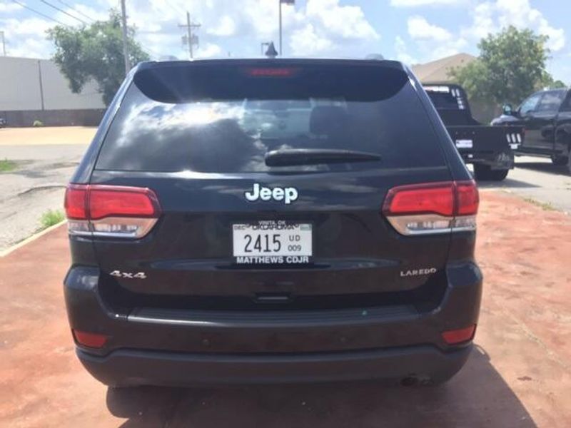 Used 2020 Jeep Grand Cherokee Laredo EImage 4