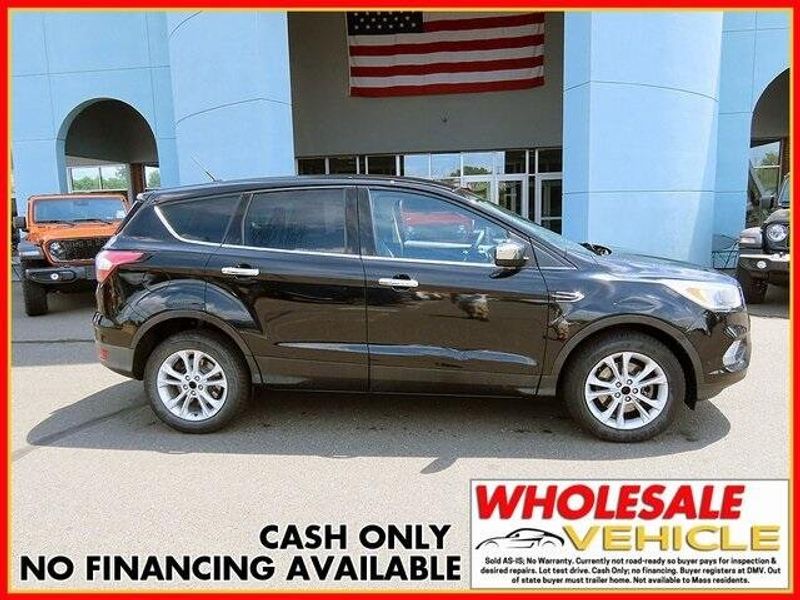 2017 Ford Escape SEImage 2