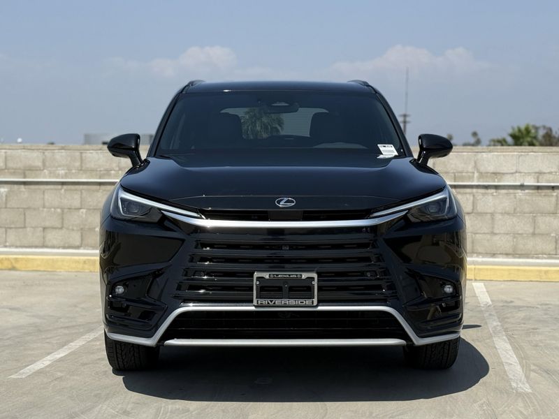 2025 LEXUS TX 500 500h F SPORT PremiumImage 6