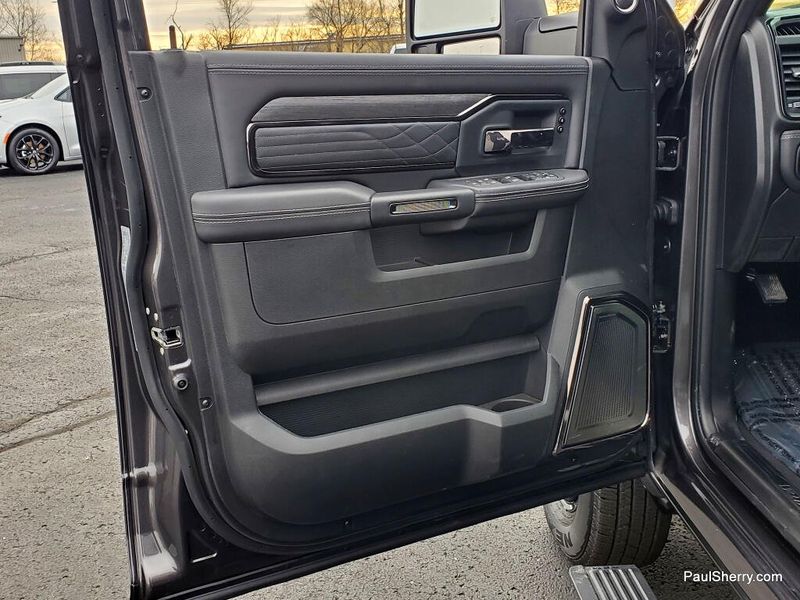 New 2026 RAM 3500 Limited Mega Cab 4x4 6'4' Box