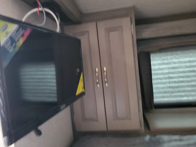 New 2026 NORTHWOOD MFG ARCTIC FOX 865 Image 5