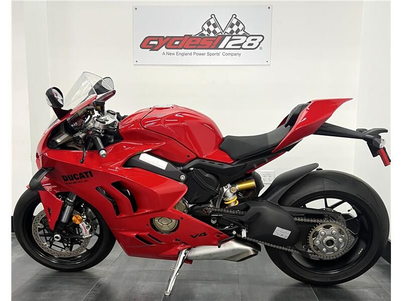 Used 2022 Ducati PANIGALE V4 Image 4