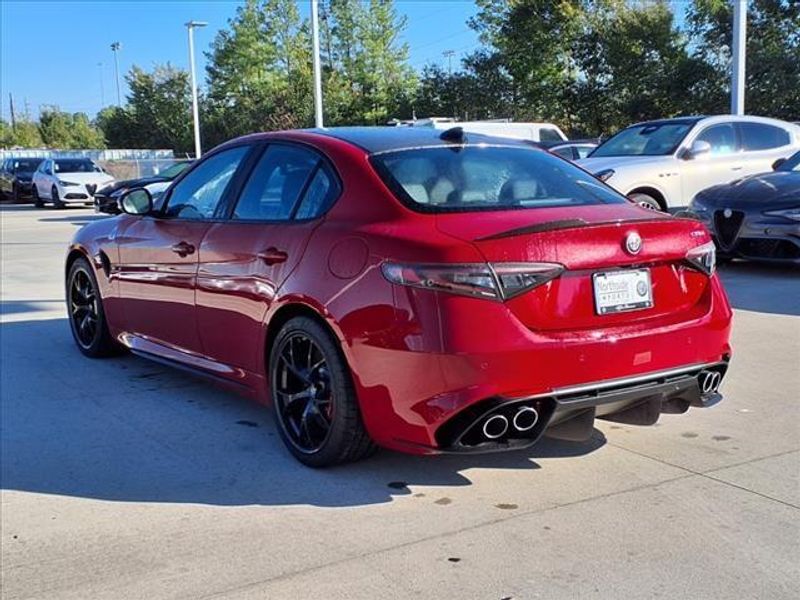 2024 Alfa Romeo Giulia Quadrifoglio RwdImage 7