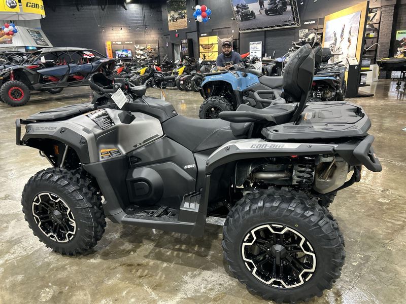 New 2026 Can-Am OUTLANDER MAX XT 850 Image 15
