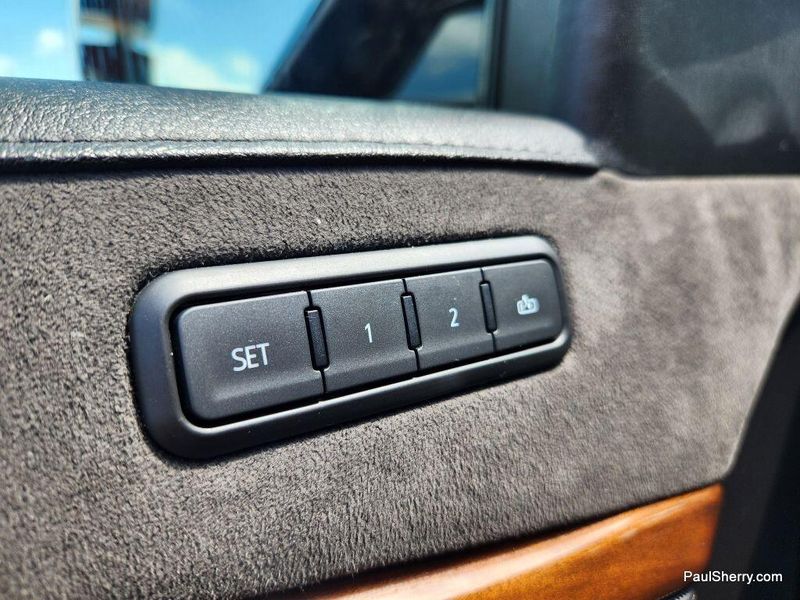 Used 2019 Cadillac Escalade ESV 