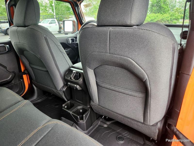 New 2025 Jeep Wrangler 4-door Sport S