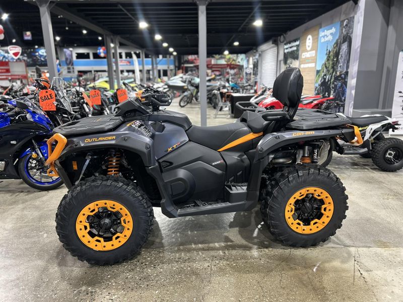 New 2025 Can-Am OUTLANDER MAX XT-P 1000R Image 7