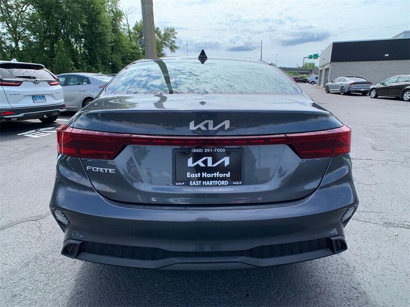 2023 Kia Forte LXSImage 4