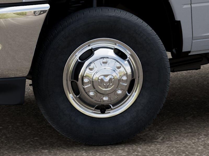 New 2026 RAM 3500 Tradesman Crew Cab Chassis 4x4 60