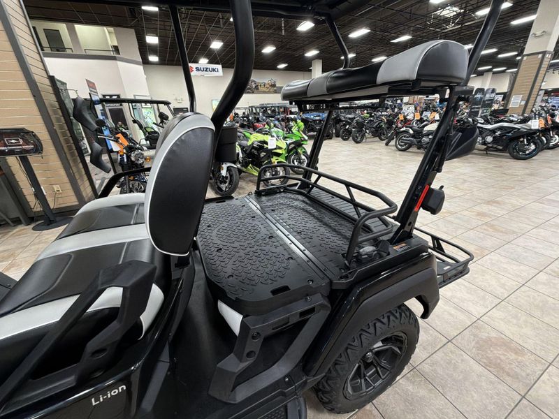 New 2025 Kawasaki NAV 4E LE Image 27