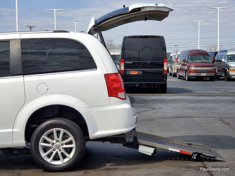 2020 Dodge Grand Caravan SXTImage 22