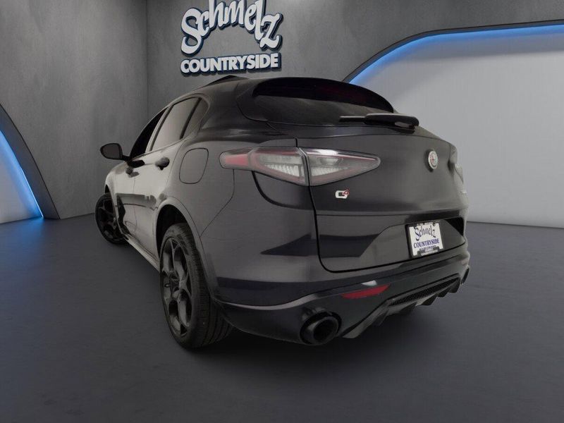 Used 2025 Alfa Romeo Stelvio Veloce Premium AWD w/SunroofImage 12