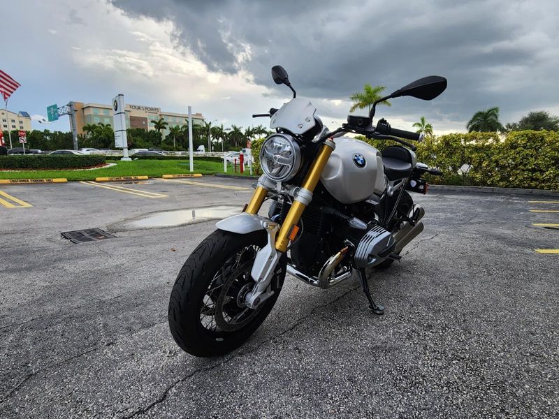 Used 2022 BMW R nineT Image 3