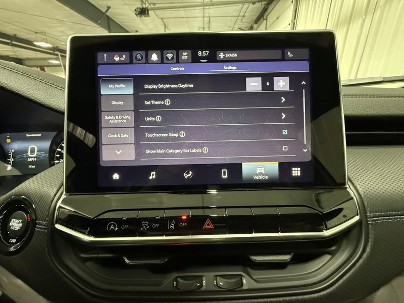 New 2026 Jeep Compass Latitude Altitude 4x4Image 35