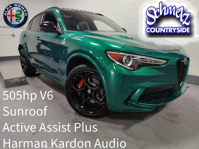 2023 Alfa Romeo Stelvio Quadrifoglio AWD w/Sunroof/ActivImage 1