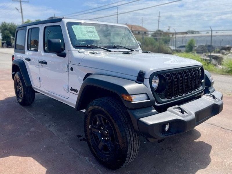 2024 Jeep Wrangler 4-door SportImage 4