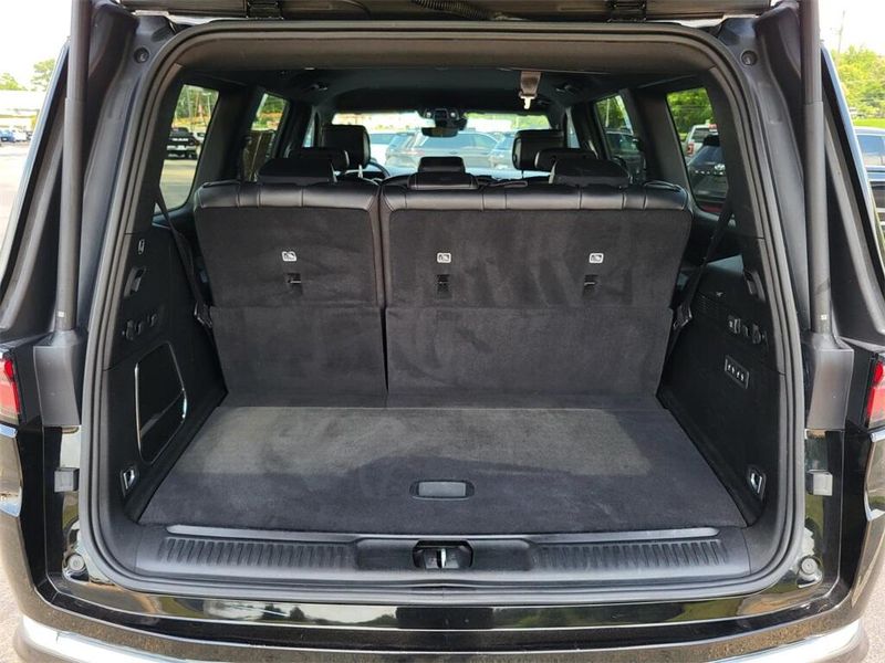 2022 Jeep Wagoneer Series IIIImage 11