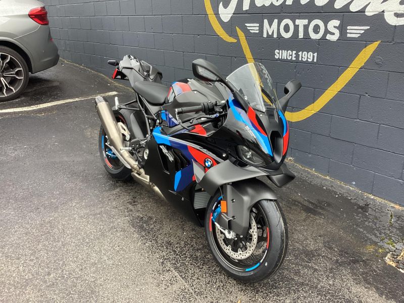 New 2026 BMW M 1000 RR 