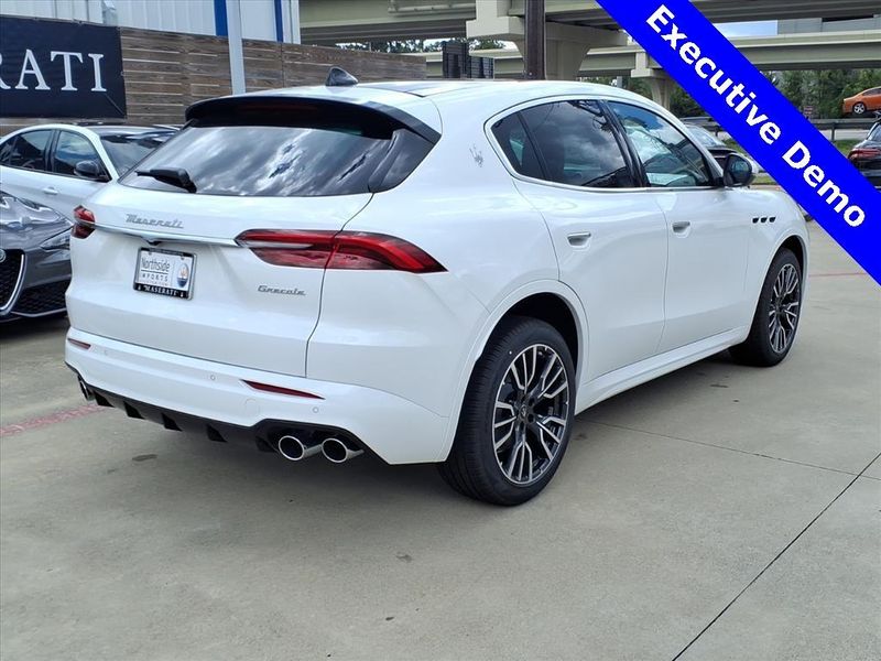 New 2025 Maserati Grecale Image 7