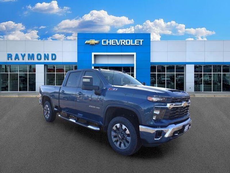 New 2026 Chevrolet Silverado 2500HD LTImage 1