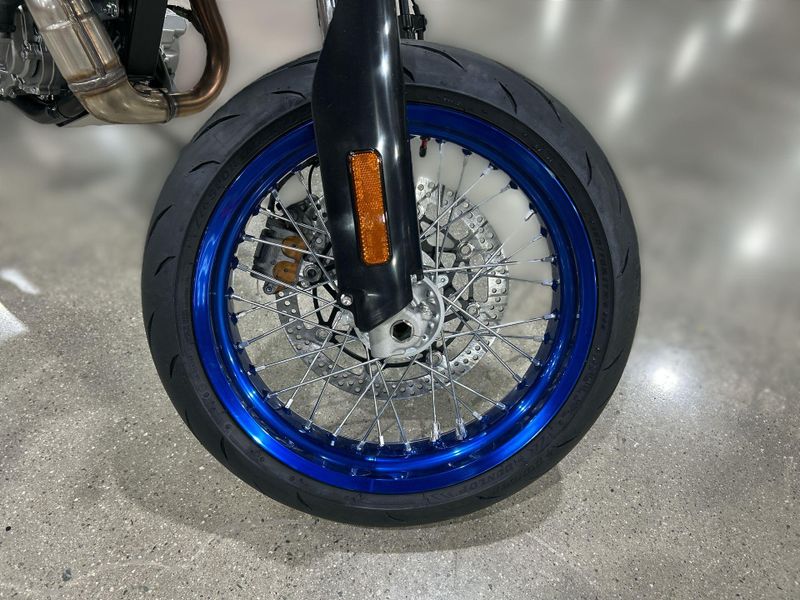 New 2025 Suzuki DR-Z4SM Image 12