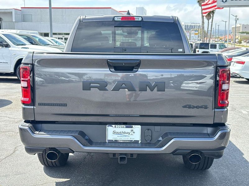 New 2026 RAM 1500 Big Horn Crew Cab 4x4 5'7' Box