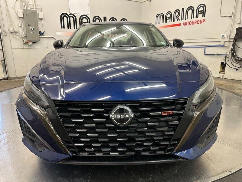 2023 Nissan Altima 2.5 SRImage 9