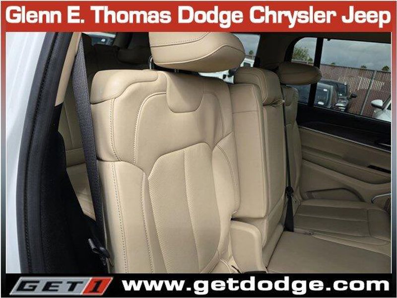 2022 Jeep Grand Cherokee Limited photo 25