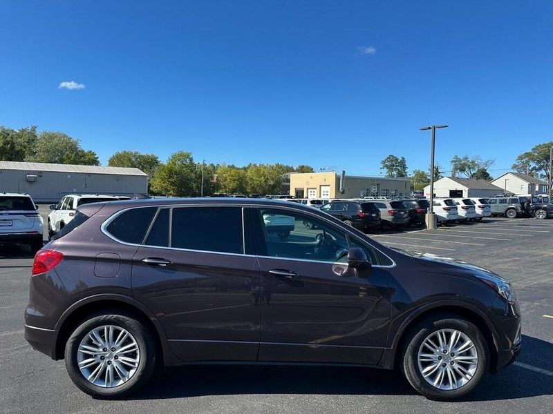 2017 Buick Envision Preferred photo 4