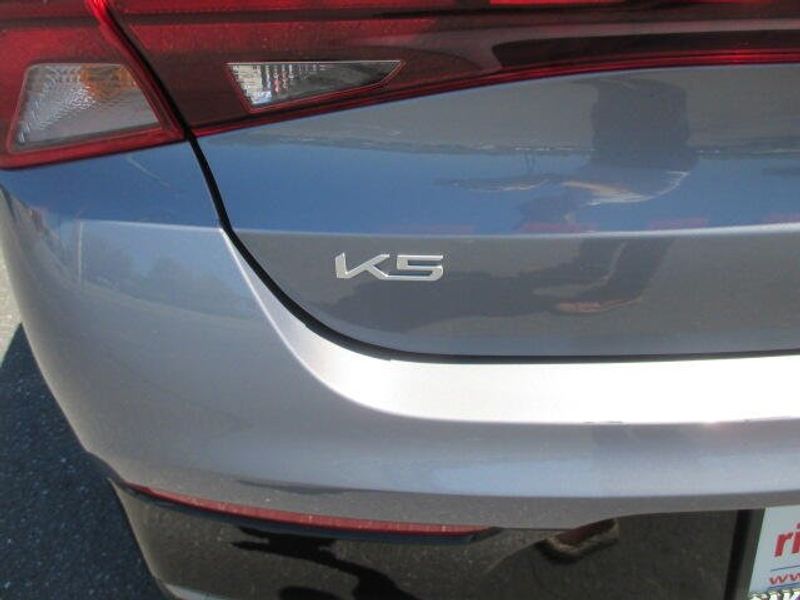 2023 Kia K5 LXSImage 10