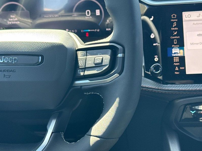 New 2026 Jeep Cherokee Limited 4x4