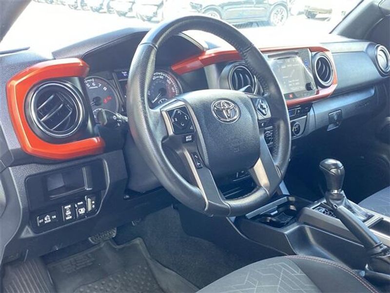 2017 Toyota Tacoma SR5Image 16