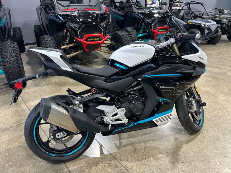 Used 2023 CFMOTO 450SS Image 11