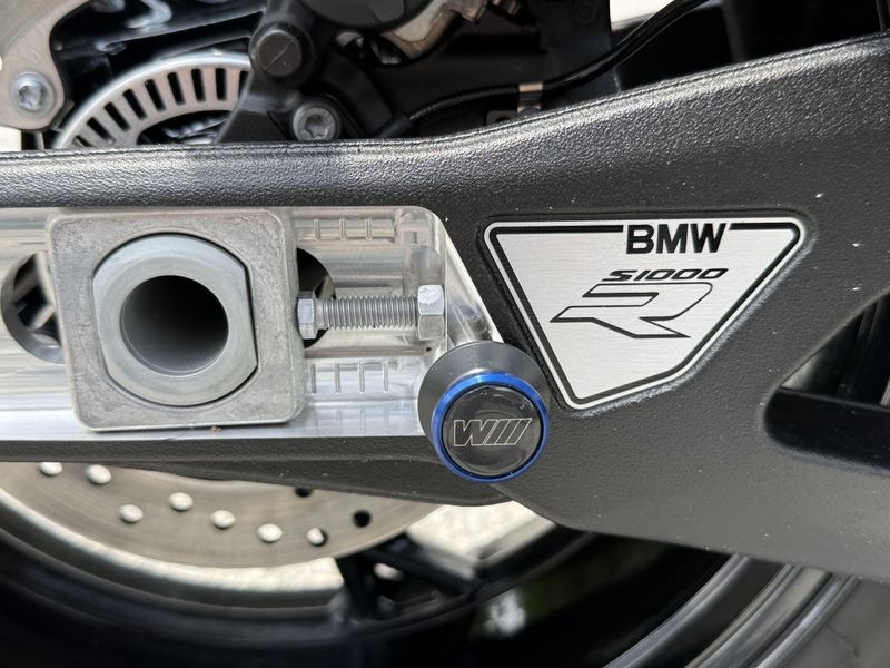 2026 BMW S 1000 R