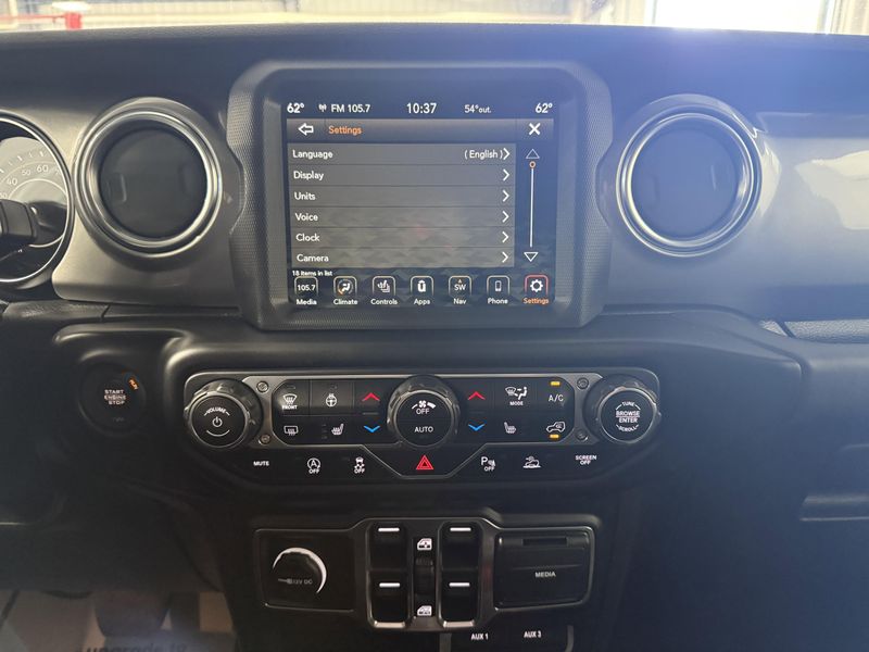 Used 2020 Jeep Gladiator OverlandImage 31