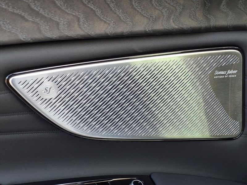 New 2025 Maserati Grecale ModenaImage 18