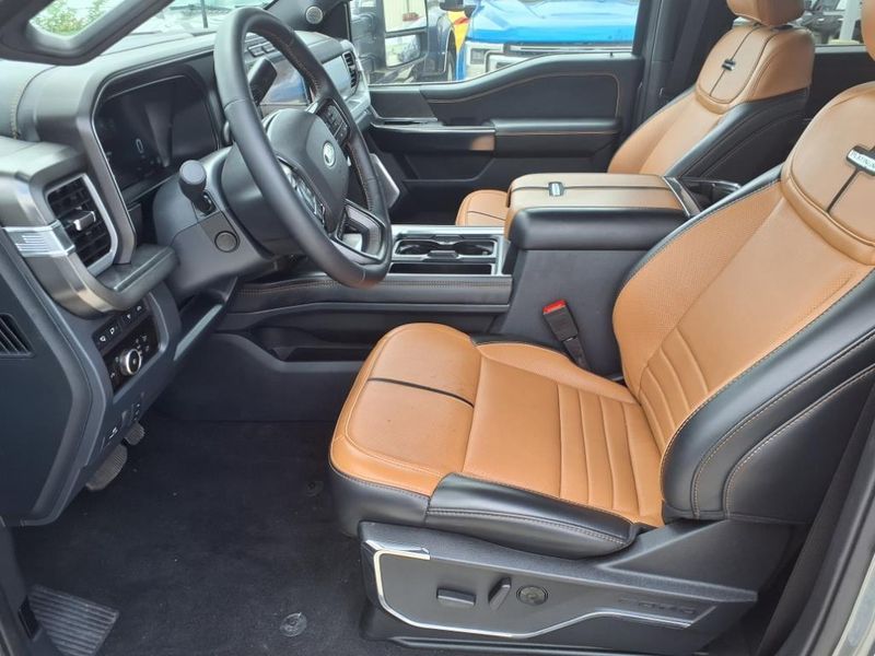 2024 Ford F-250SD PlatinumImage 16