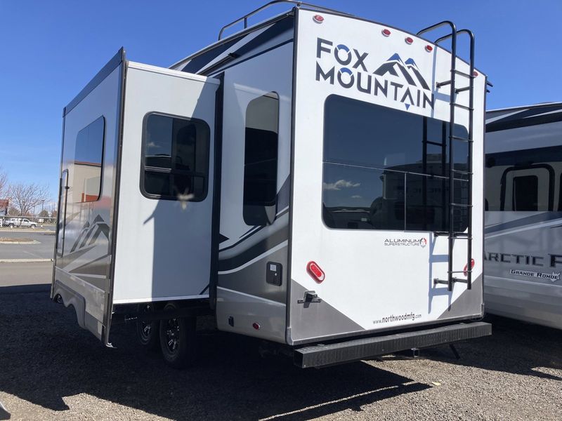 2023 FOX MOUNTAIN 235RLS  in a HARMONY exterior color. Legacy Powersports 541-663-1111 legacypowersports.net 