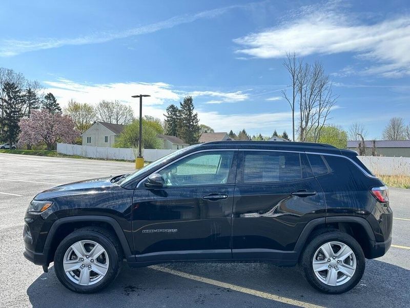 2022 Jeep Compass LatitudeImage 9