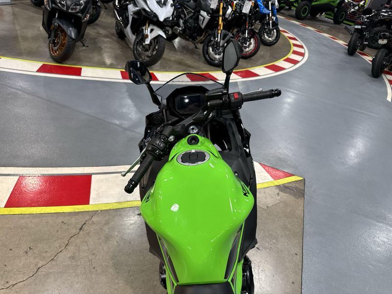Used 2024 Kawasaki NINJA 650 Image 16