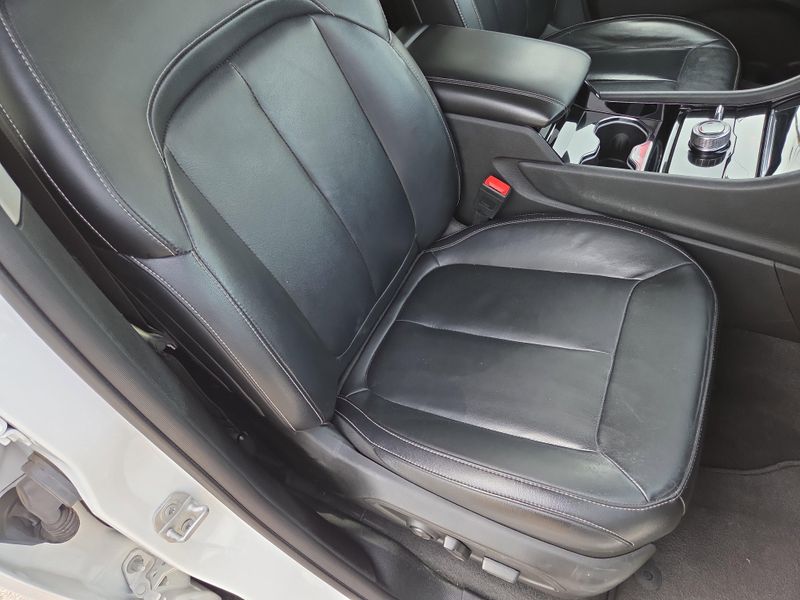 2022 Jeep Grand Cherokee Limited photo 16