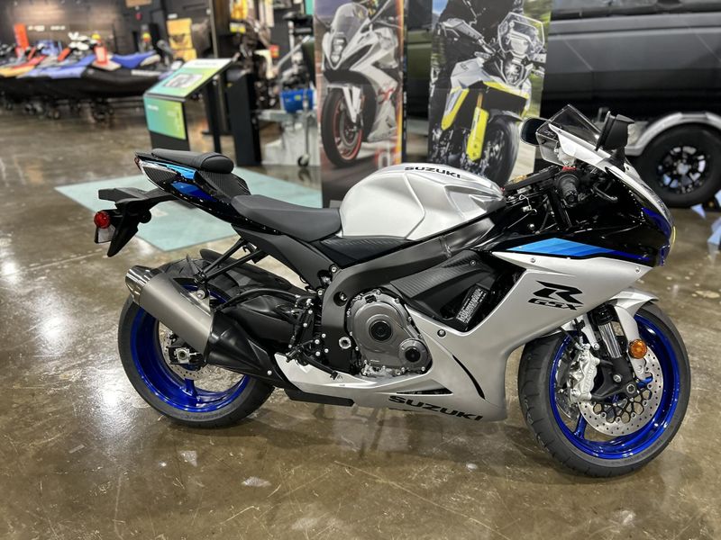 New 2026 Suzuki GSX-R600 Image 14