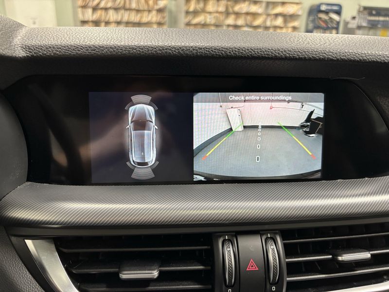 2024 Alfa Romeo Stelvio Ti AWD w/Activ AsstImage 22