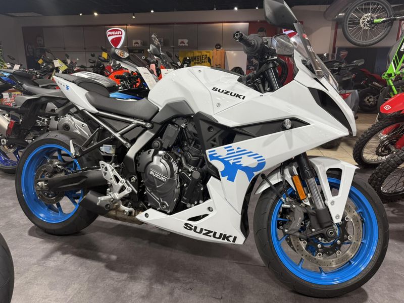 Used 2026 Suzuki GSX 8R Image 1