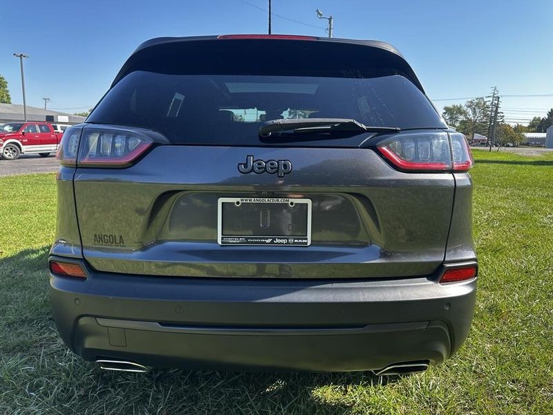 2021 Jeep Cherokee Altitude Latitude Lux photo 4
