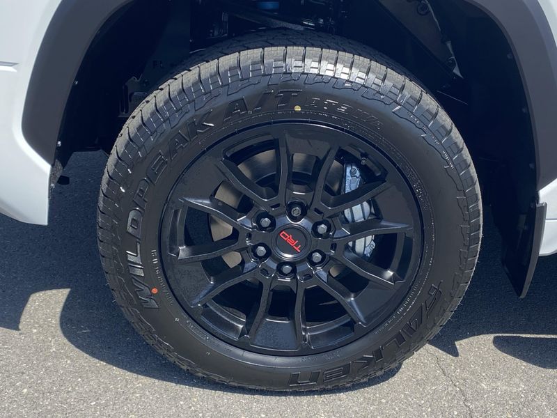 2025 Toyota Tundra LimitedImage 8