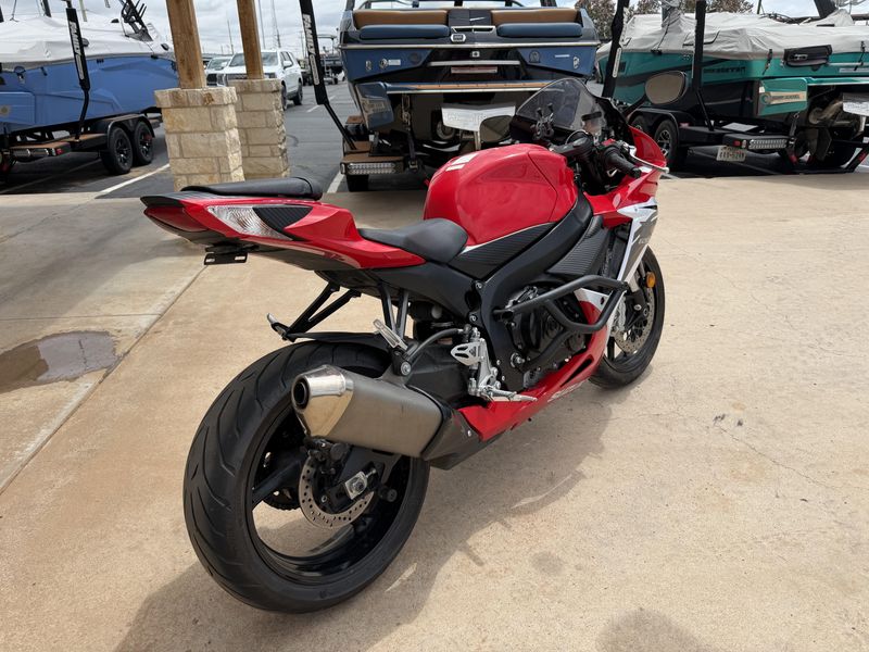 USED 2013 SUZUKI GSX-R600L3 Image 3