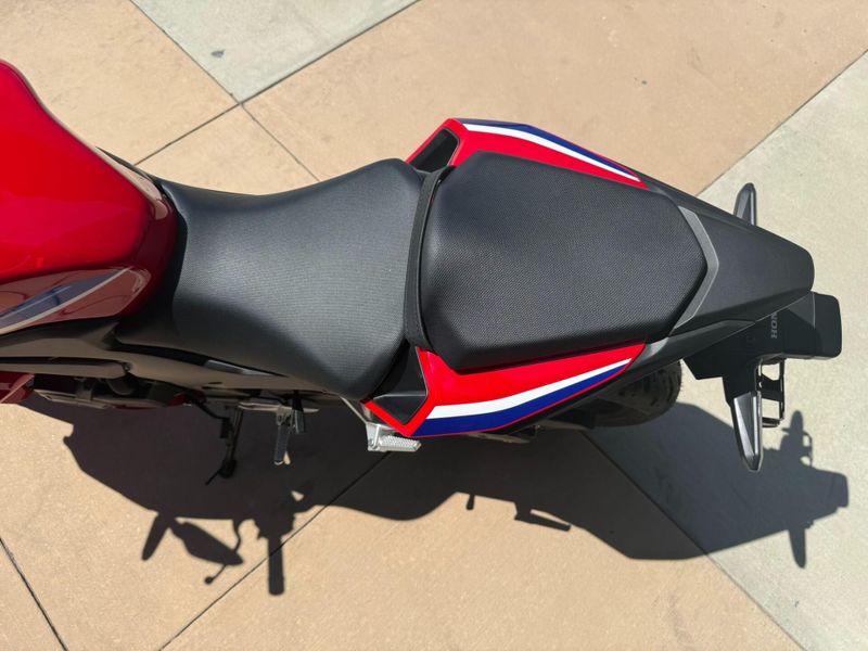 New 2025 Honda CBR500R ABS Image 8